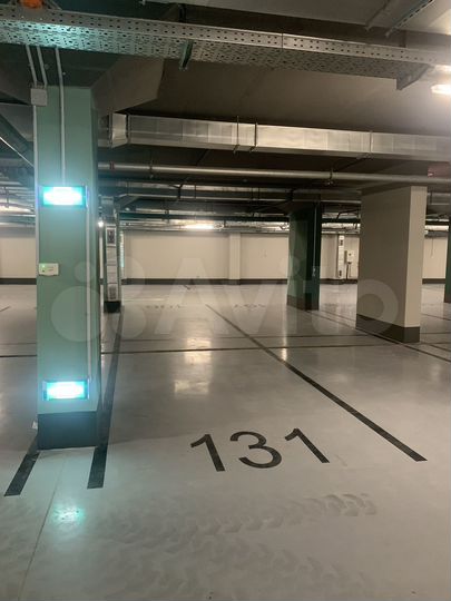 Машиноместо, 14 м²