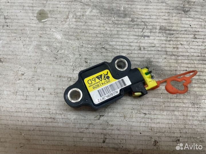 Датчик удара airbag Cadillac Cts DM57 LA3 2003