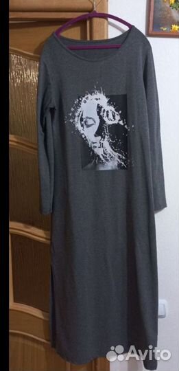 Платье элегантное 46