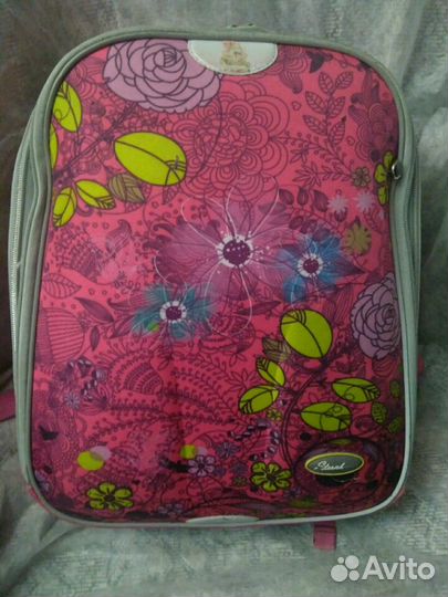 Рюкзак школьный