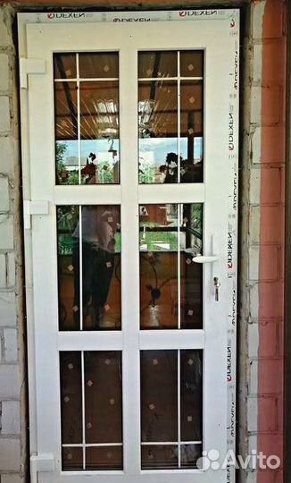 Пластиковые двери