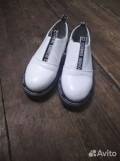 Туфли детские 35 размер новые