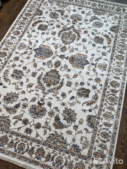 Ковер с узорами