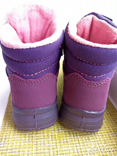 Ботинки демисезонные для девочки 22 размер