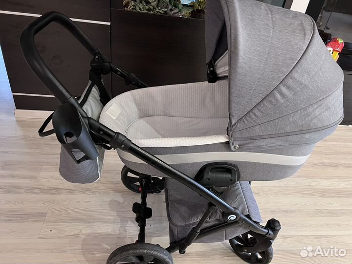 Коляска tutis viva luxury 2 в 1