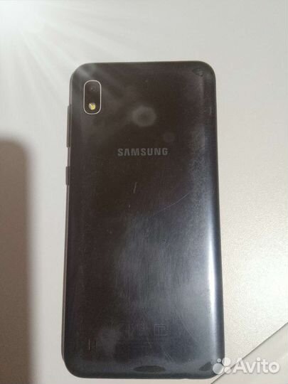 Samsung Galaxy A10, 4/32 ГБ
