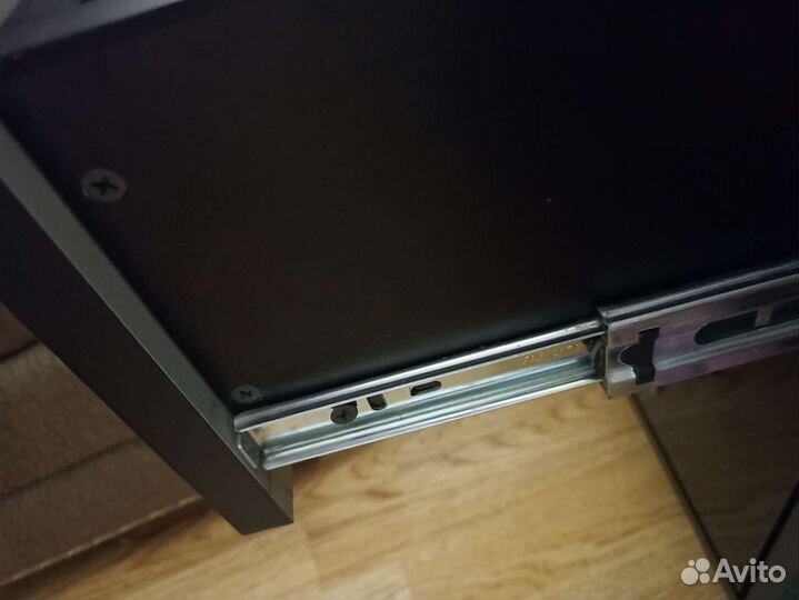 Подставка под телевизор