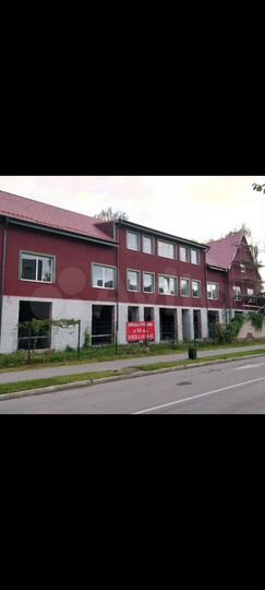 Здание, 1100 м²