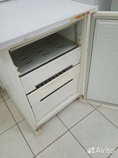 Морозилка Бирюса б\у с гарантией