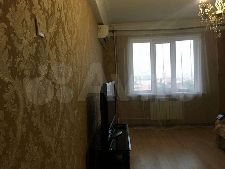 3-к. квартира, 65 м², 8/10 эт.