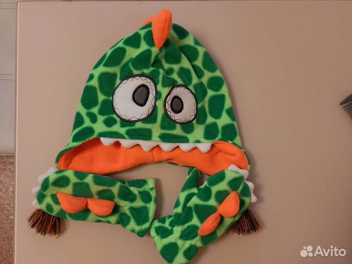 Комплект шапка и варежки(48см)