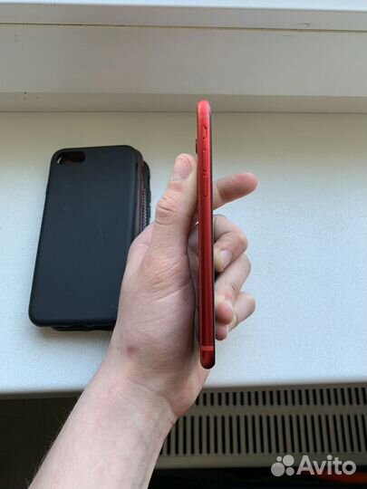 iPhone 8, 64 ГБ
