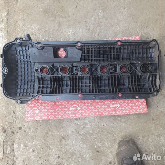 Клапанная крышка bmw м54