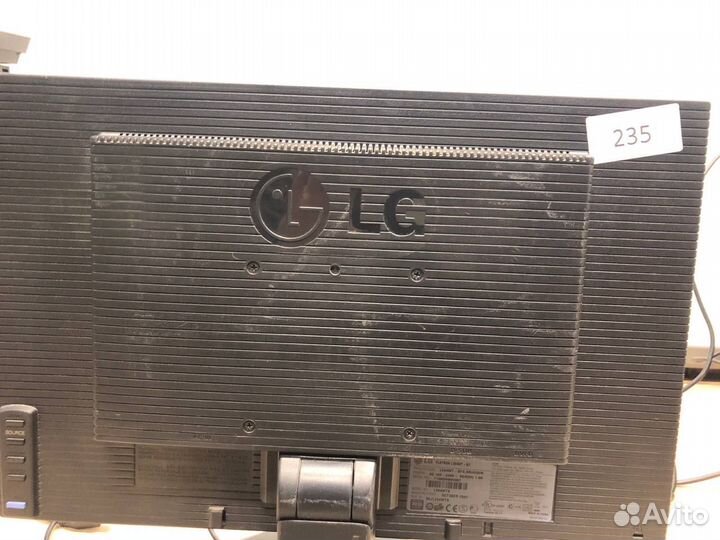 Монитор LG Flatron L204WT