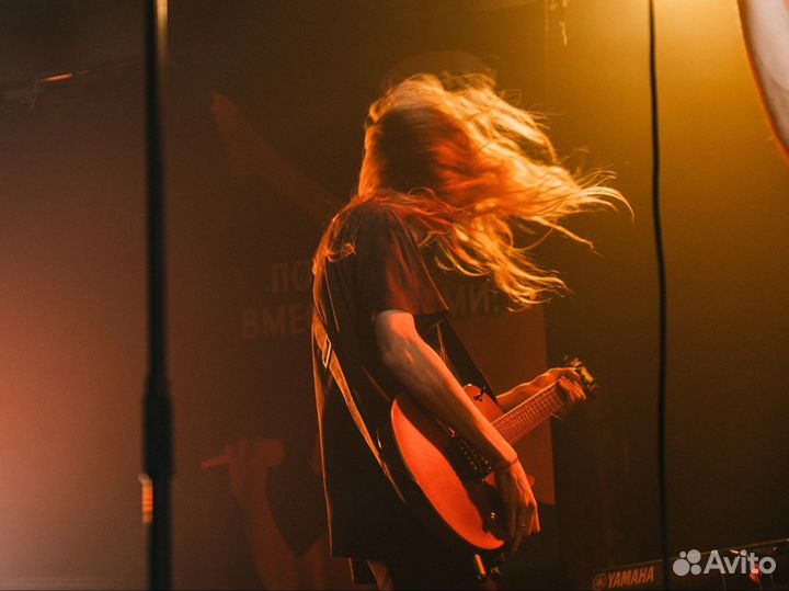 Преподаватель электрогитары, бас гитары