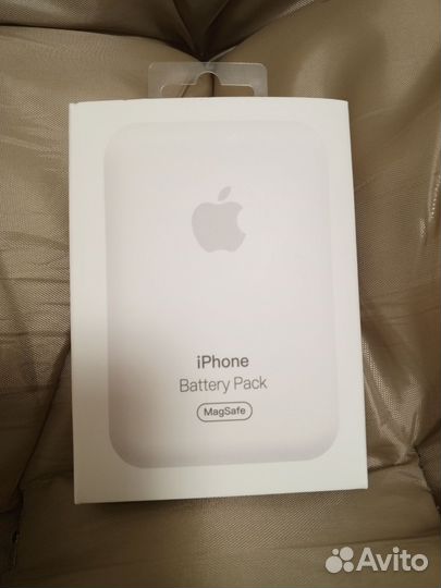 MagSafe battery pack