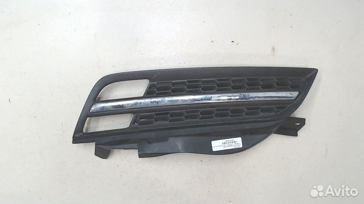 Решетка радиатора Nissan Micra K12E, 2005