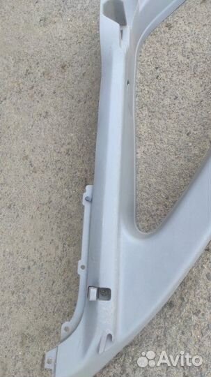 Накладка на стойку кузова задняя правая Nissan