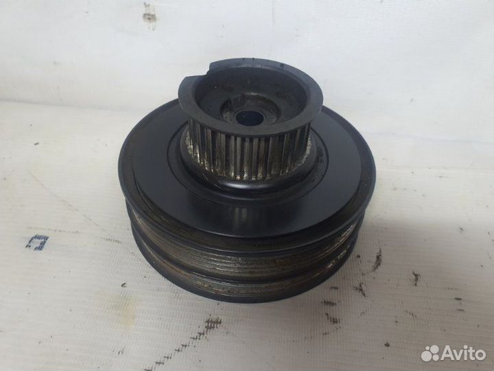 Шкиф коленвала Volkswagen Passat B5 седан 2000