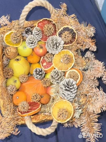 Авторские Букеты из шишек и фруктов