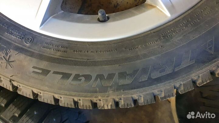 R16 Triangle IceLink Trin PS01 205/60, PCD 5x112 DIA 57.1