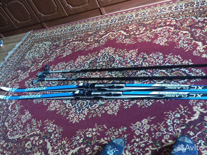 Беговые лыжи