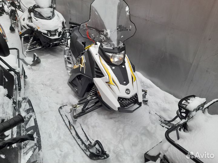 Снегоход stels Капитан S150