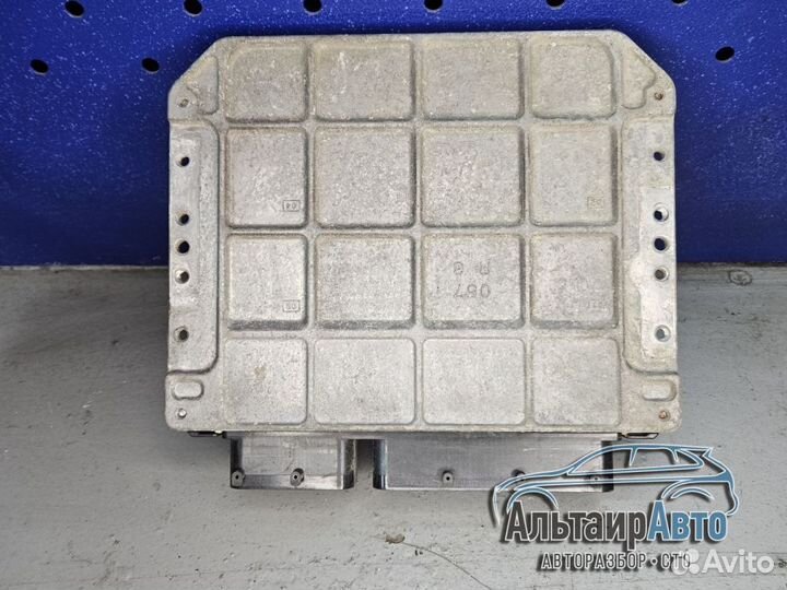 Блок управления двигателем Toyota Corolla 150