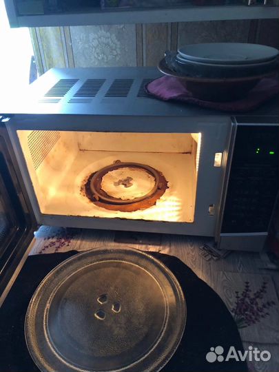 Микроволновая печь
