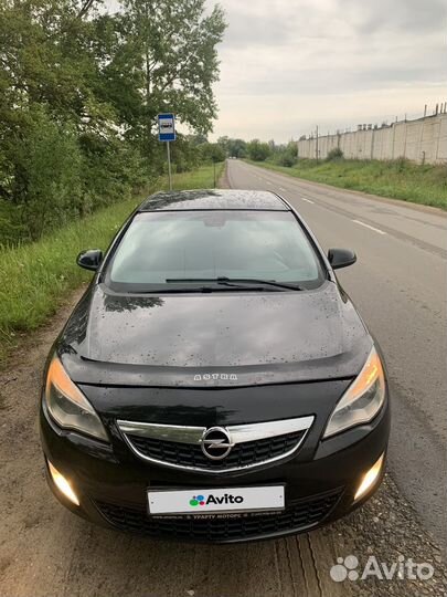 Opel Astra 1.6 МТ, 2011, 192 000 км
