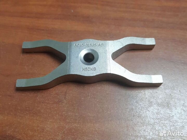 Кронштейн форсунки Ford Transit 2006-2014