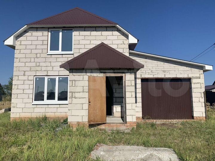 Дом 137 м² на участке 5 сот.