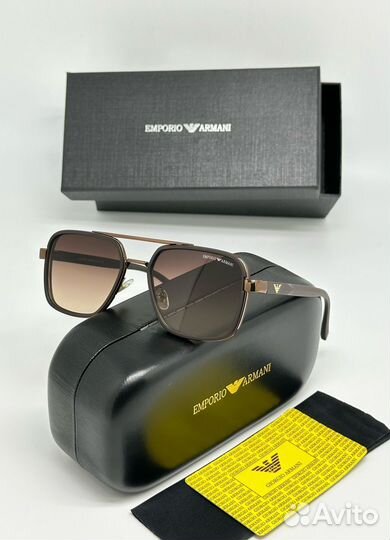 Солнцезащитные очки emporio armani