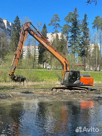 Машинист гусеничного экскаватора