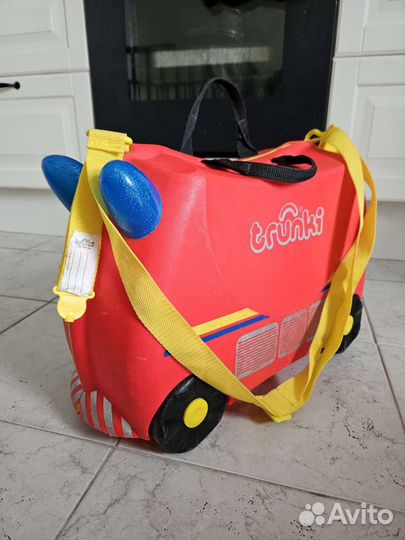 Детский чемодан trunki