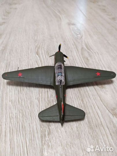 Сборная модель самолёта Су-2