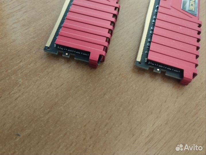 Оперативка ddr4 16gb corsair Vengeance 3000Mhz