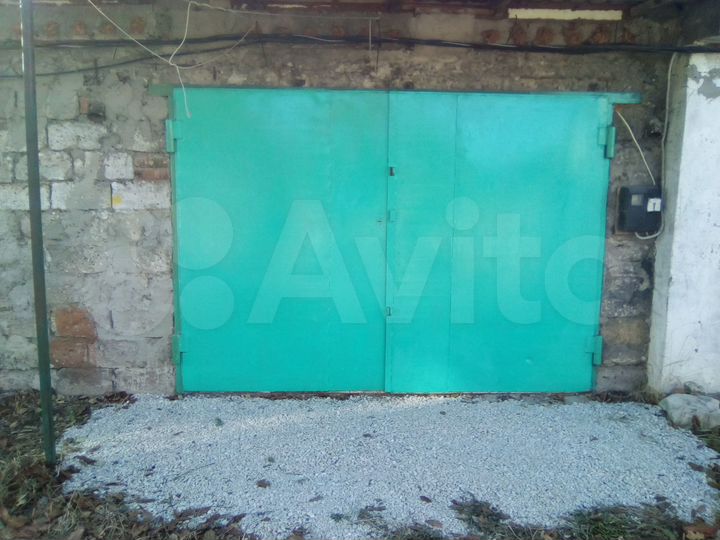Гараж, > 30 м²