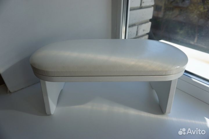 Подставка маникюрная новая