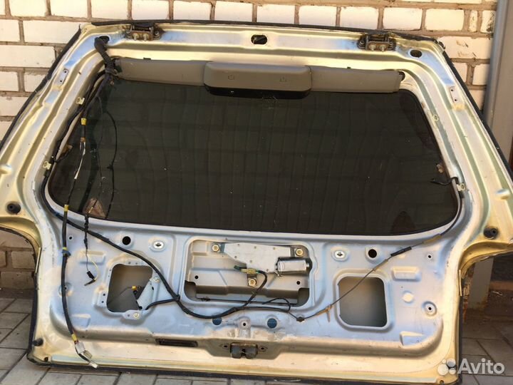 Крышка багажника Subaru Forester 97-2002