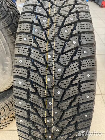 GT Radial Champiro IcePro 3 SUV 235/65 R17 108