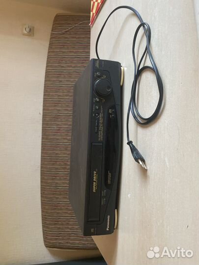 Видеомагнитофон panasonic