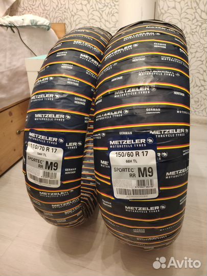 Metzeler Sportec M9RR 110/70/17 - 150/60/17