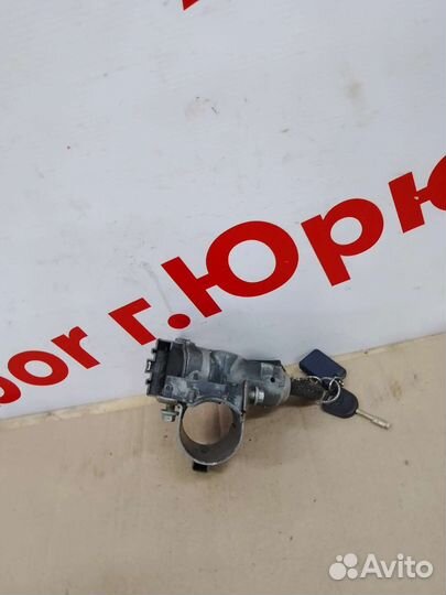 Замок зажигания Ford Fiesta mk5 2 ключа