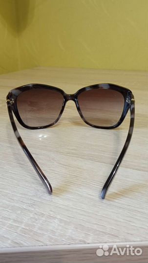 Солнцезащитные очки женские