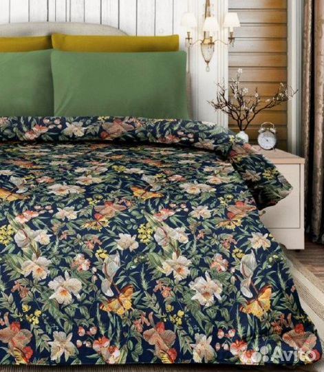 Новое покрывало стеганое одеяло (240 х 210)