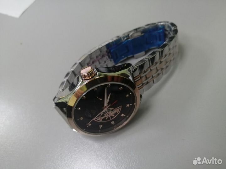 Часы Emporio Armany