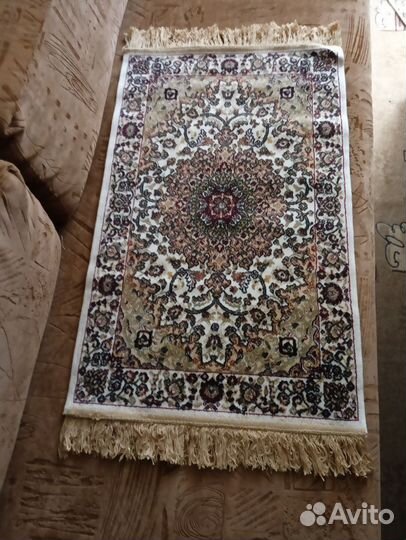 Новый Коврик шелковый из Дубая