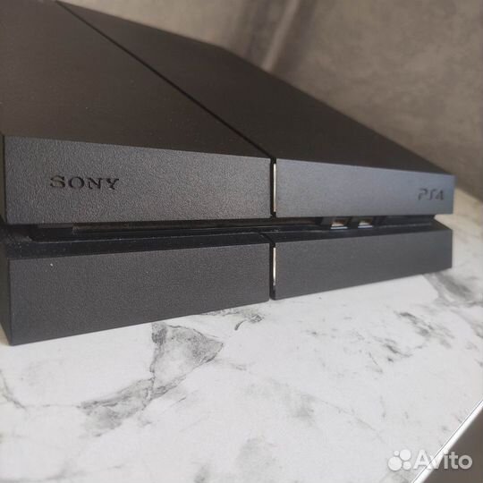 Sony PS4 FAT 500gb (2 диска)