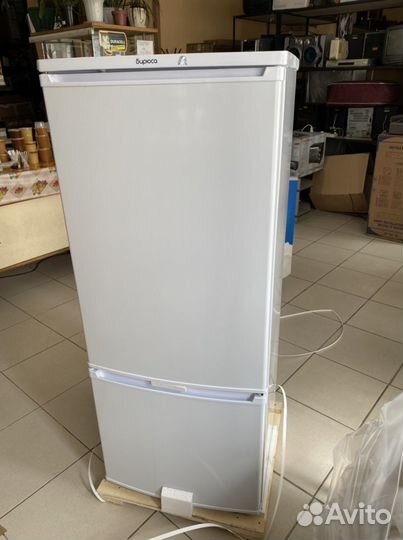 2-ух камерный Холодильник бирюса-151